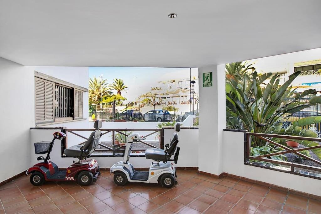 Estudio Los Cristianos-Tenerife- لوس كريستيانوس المظهر الخارجي الصورة