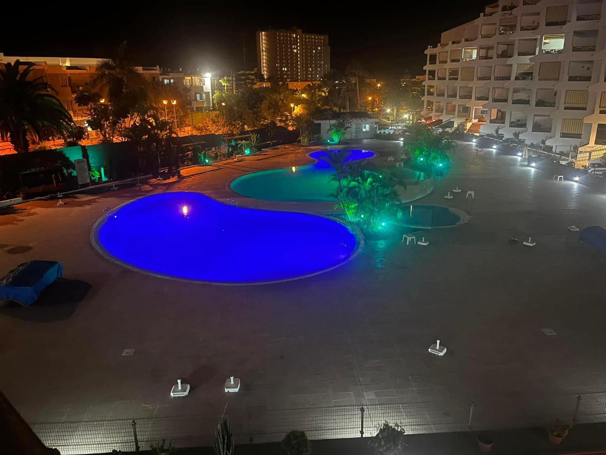 Estudio Los Cristianos-Tenerife- لوس كريستيانوس المظهر الخارجي الصورة